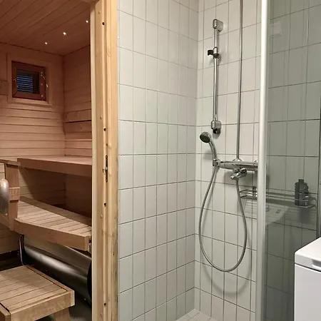 Karhunvartijan Linna A6 * Ruka